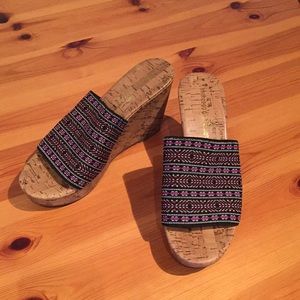 Stretchy platform slip on shoes